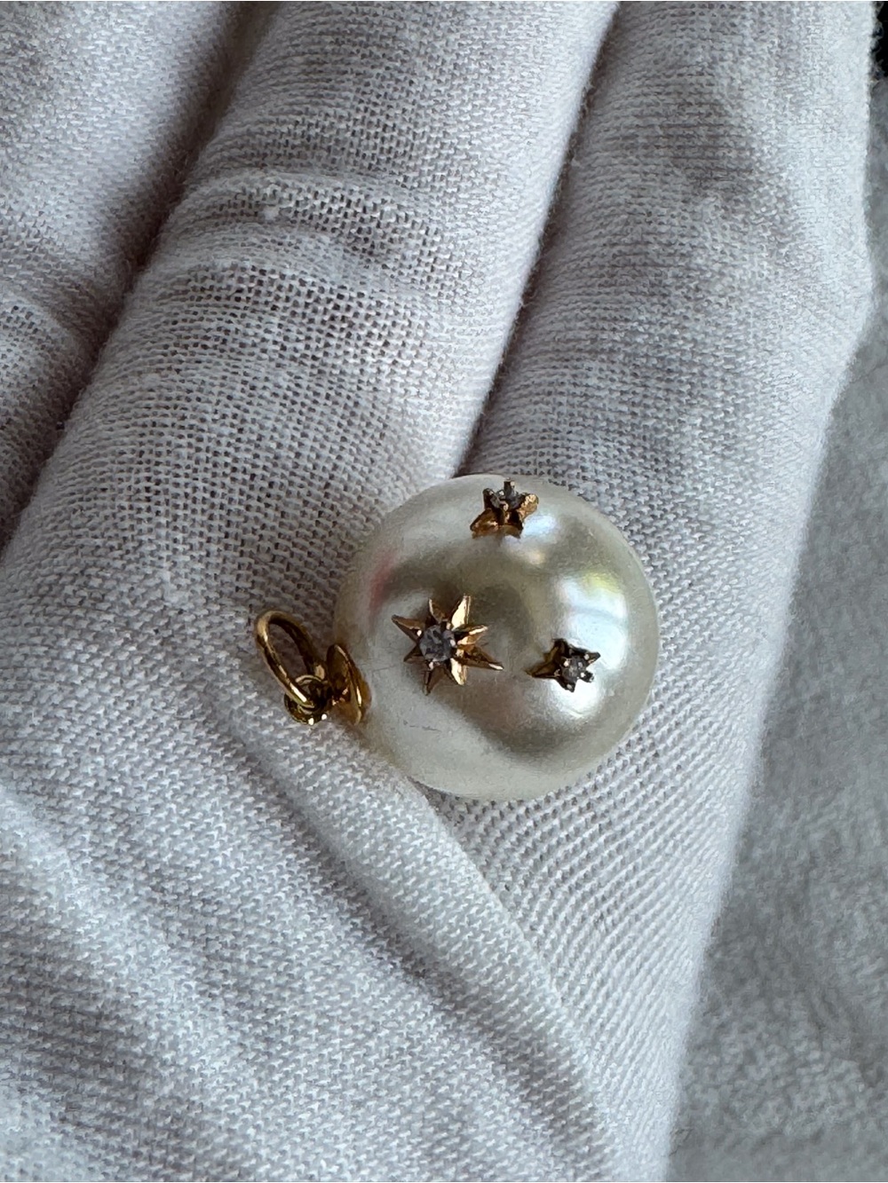 Pearl and Gold Starburst Rhinestone Accent Pendant